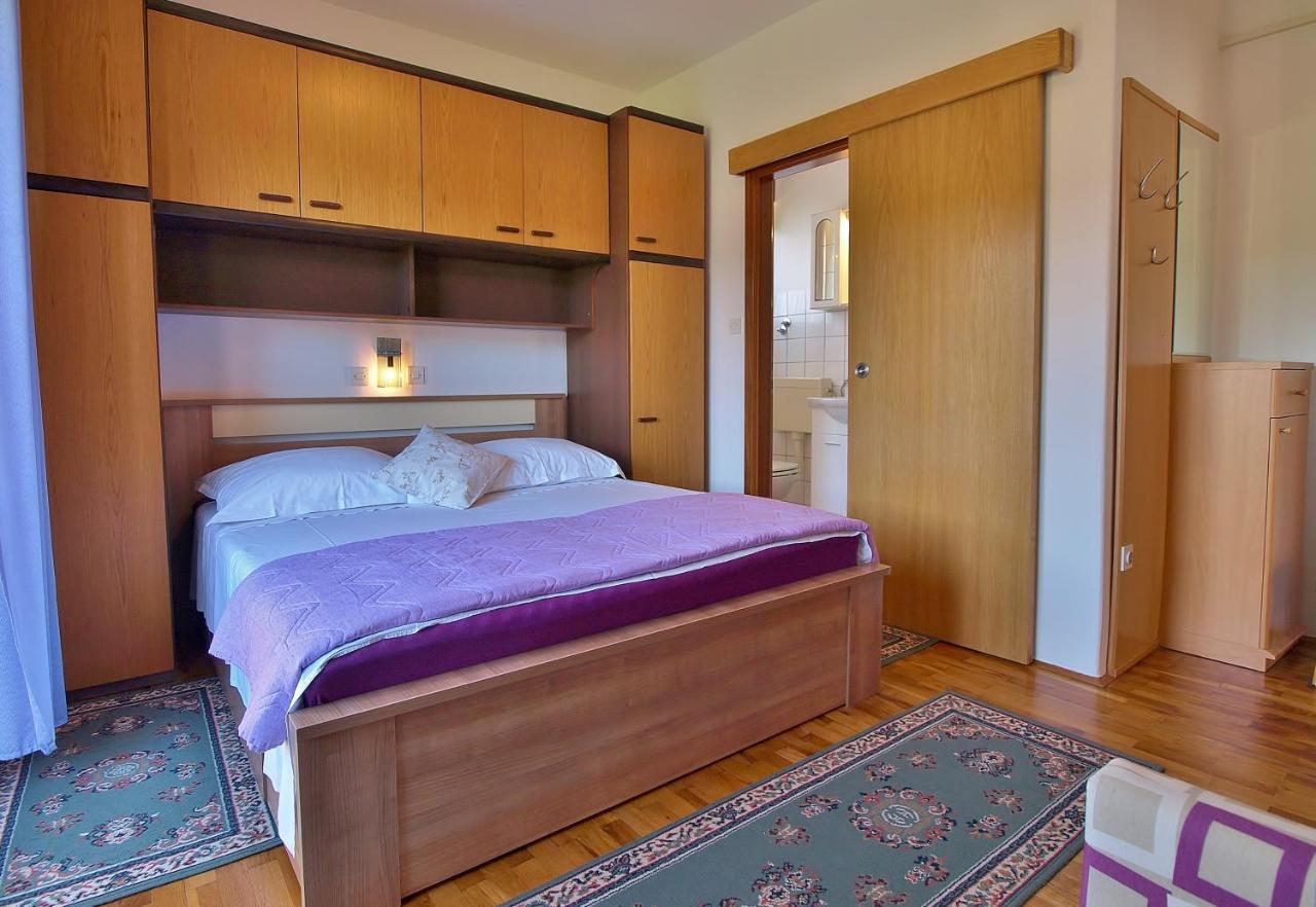 Jaska Anica Apartments Supetarska Draga Exterior foto