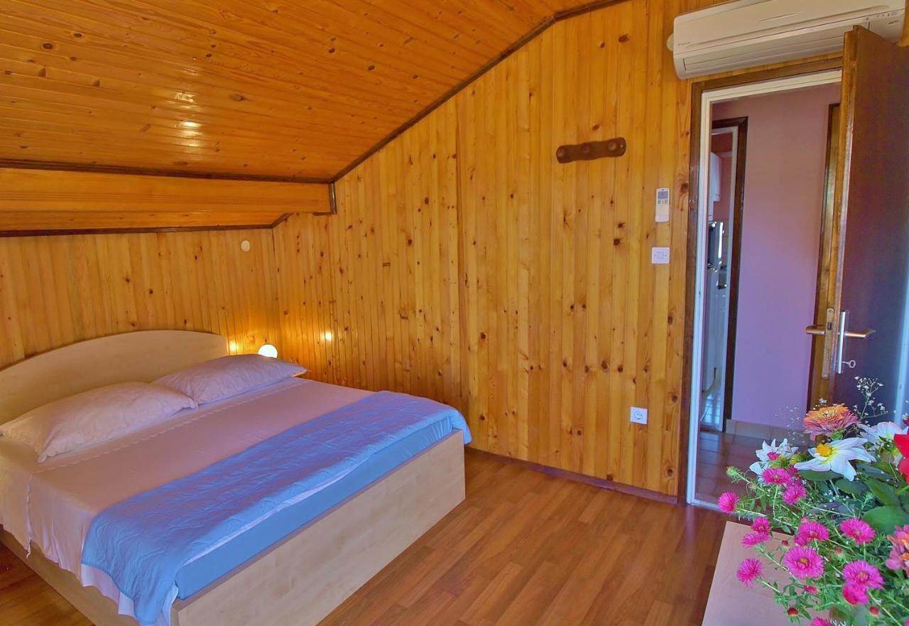 Jaska Anica Apartments Supetarska Draga Exterior foto
